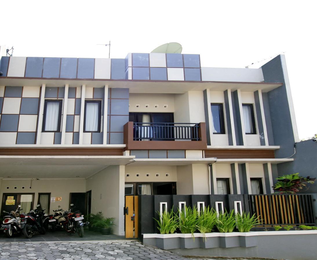 D'Paragon Pamela 1 Maguwo Exterior photo